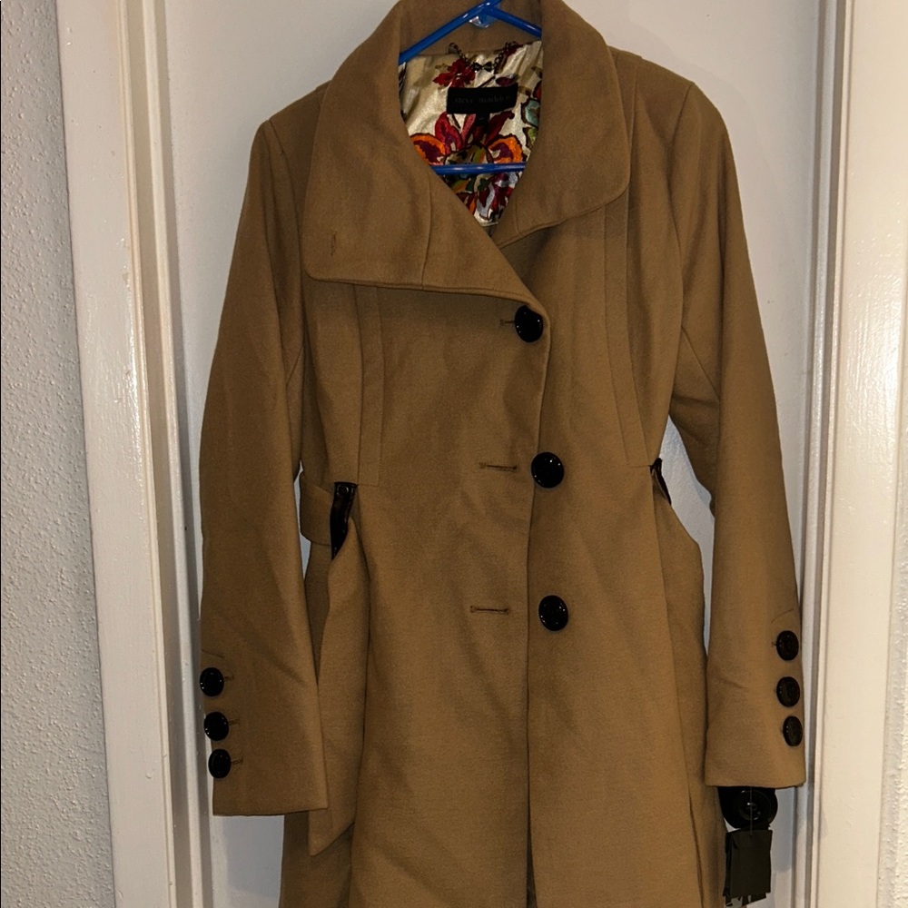Steve Madden Tan Women's Trenchcoat